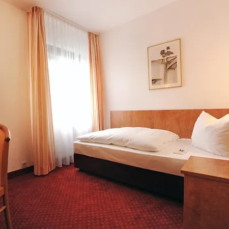 Cityclass Atrium Budget 3*