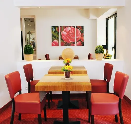 Cityclass Atrium Budget 3*