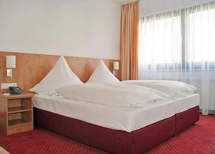 Cityclass Atrium Budget Hotel 3*