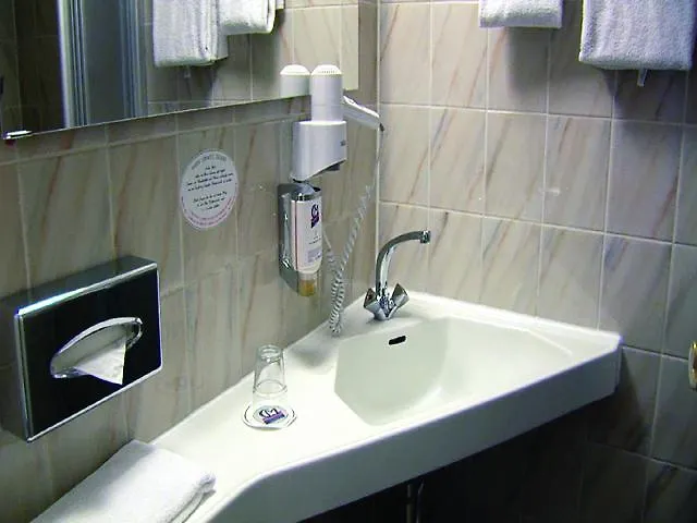 Cityclass Atrium Budget 3*