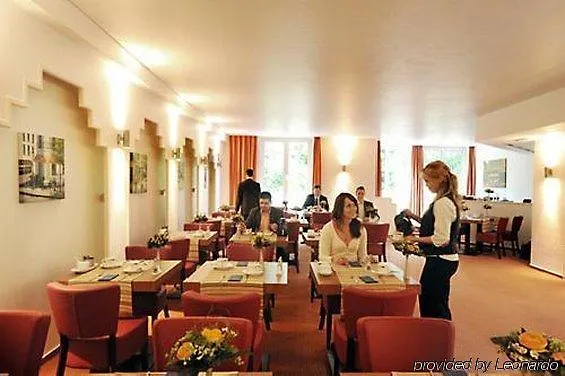 Cityclass Atrium Budget Hotel 3*